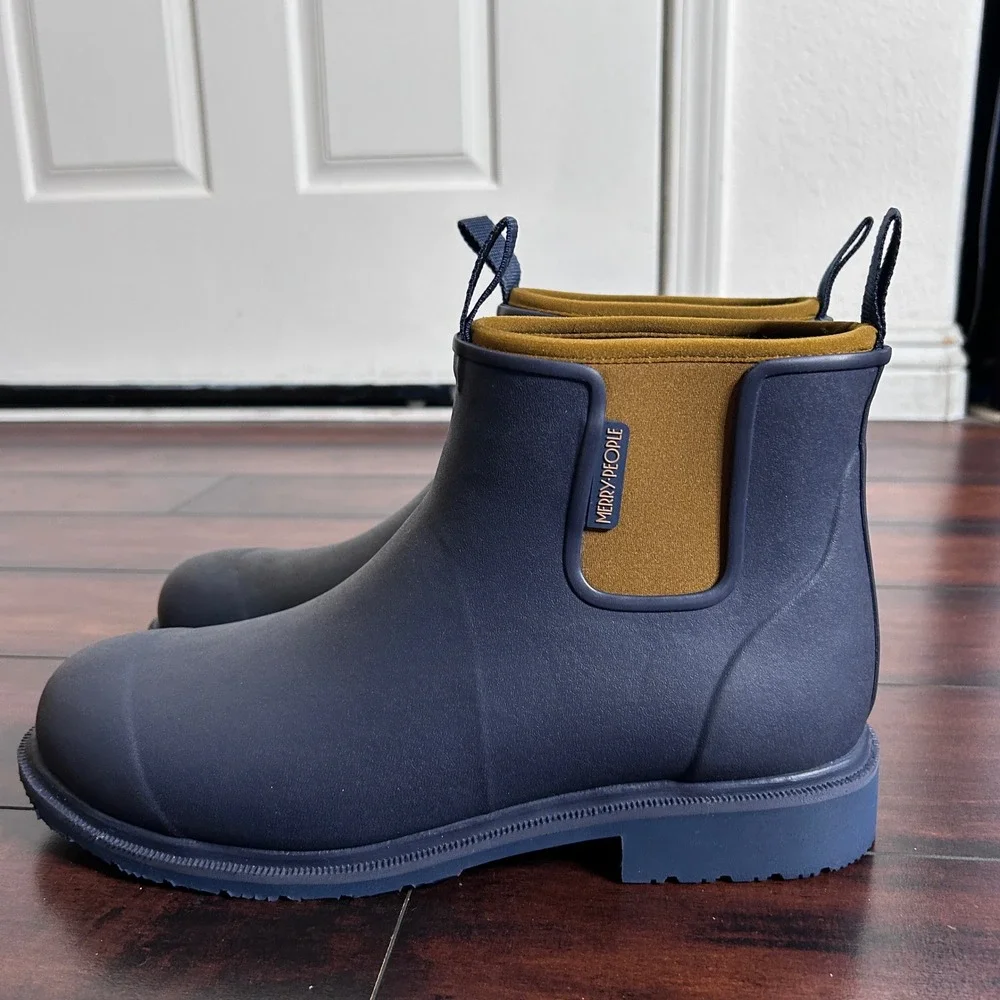 NWOB Merry People Bobbi Ankle Rain Boot Oxford Blue &‎ Tan Men 43 US 11